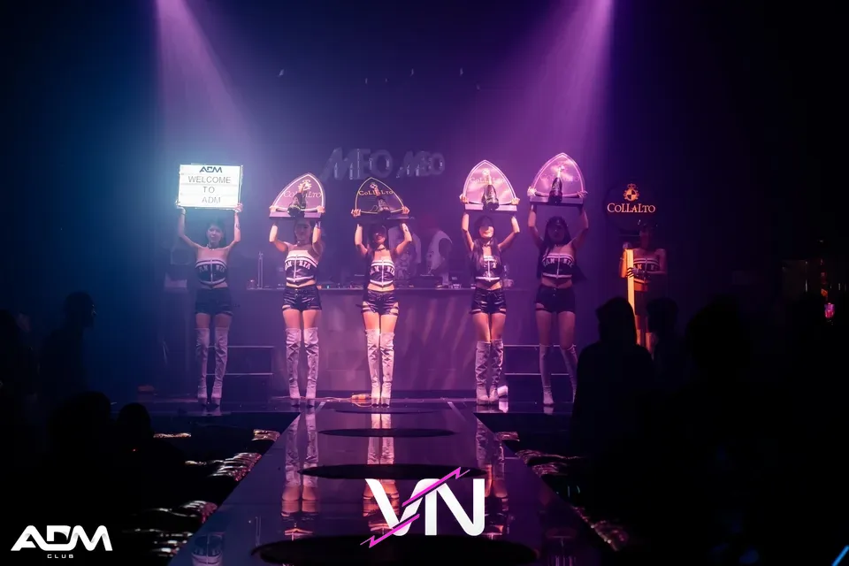 ADM 클럽 다낭 분위기 6번째