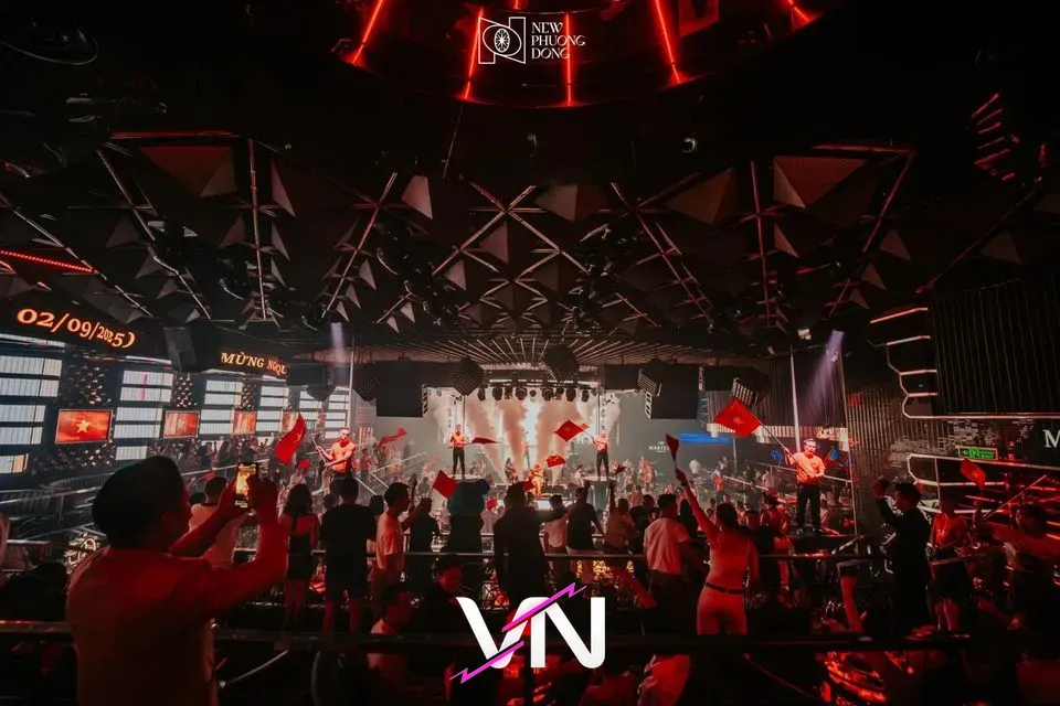 다낭 뉴 오리엔탈 클럽 분위기 1번째