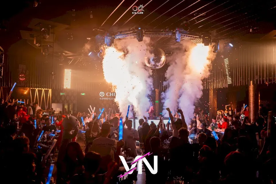 다낭 오큐 클럽 분위기 1번째