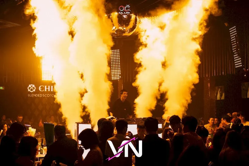 다낭 오큐 클럽 분위기 5번째