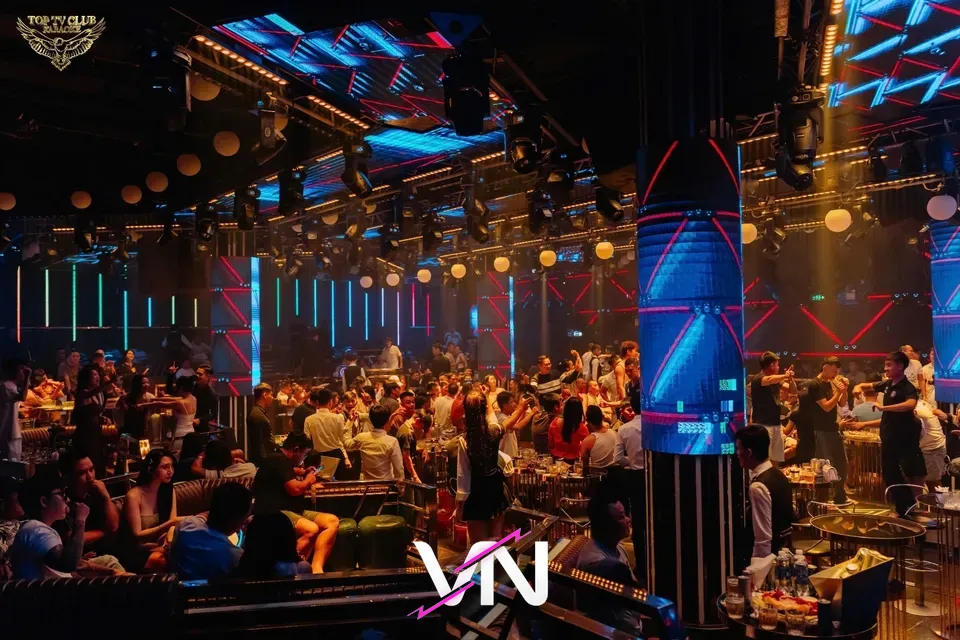 다낭 탑 티비 클럽 분위기 5번째