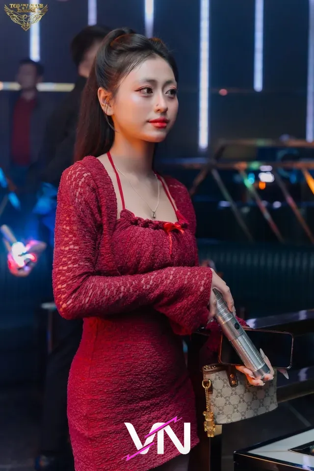 다낭 탑 티비 클럽 하이라이트 1번째