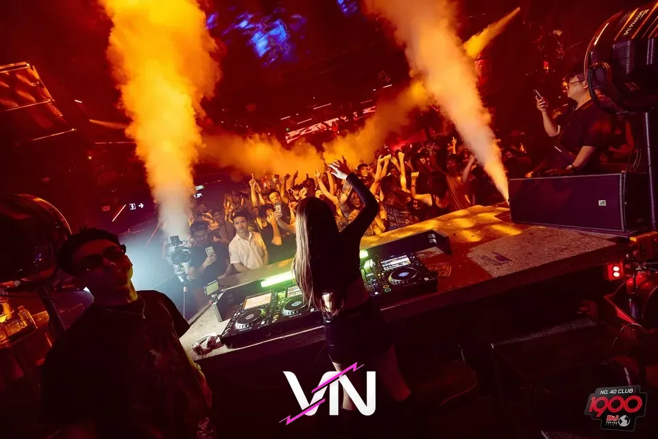 하노이 1900 클럽 분위기 5번째