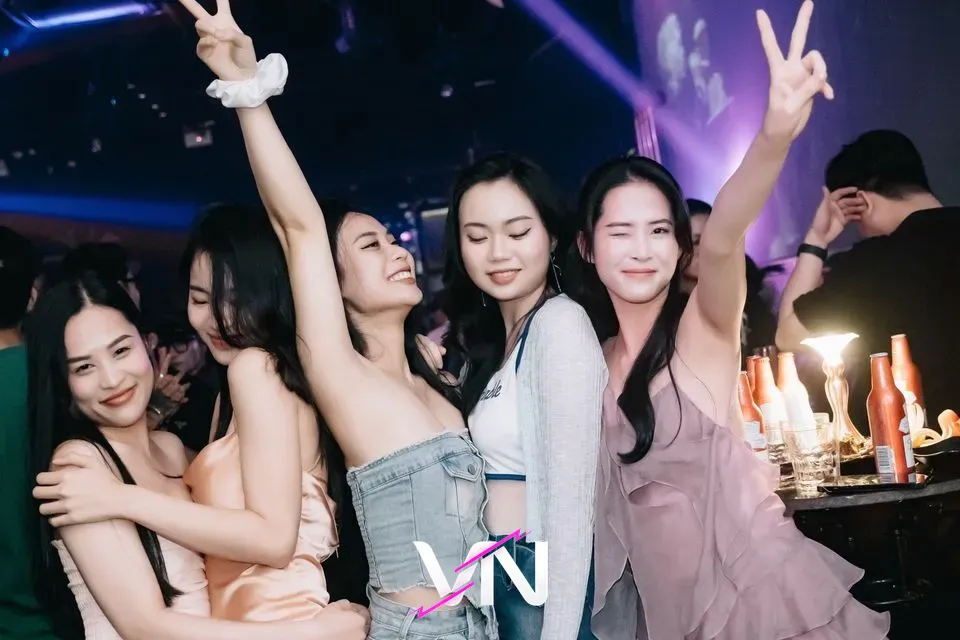 하노이 더 벙커 클럽 게스트 2번째