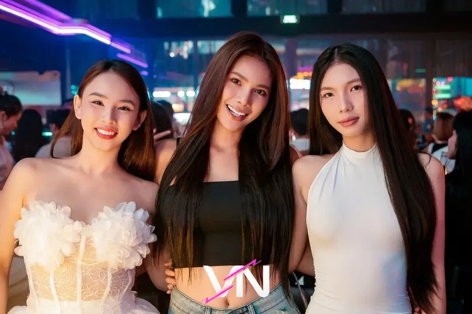 호치민 디스트릭트 K 게스트 1번째