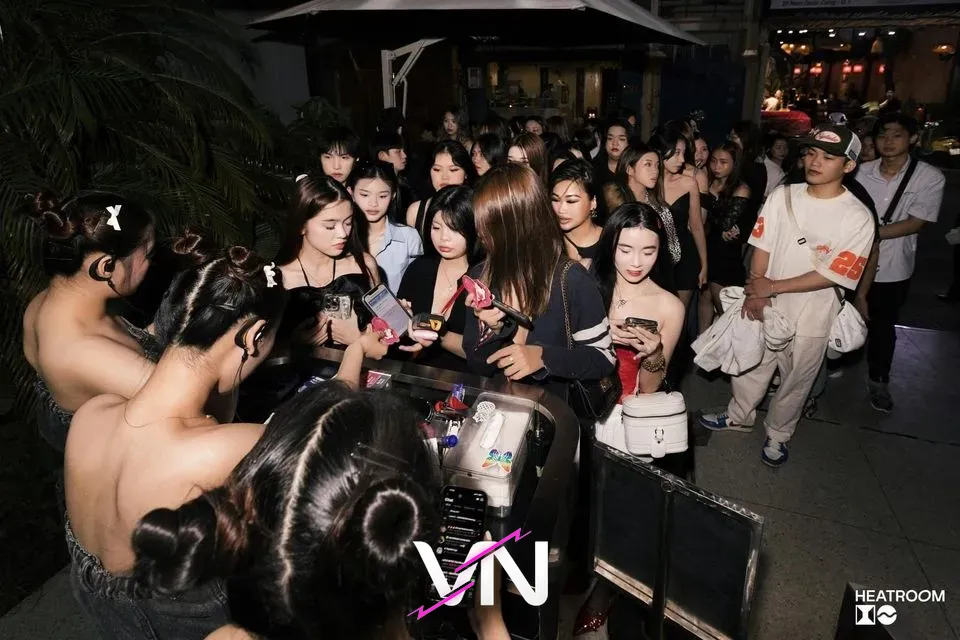 호치민 로코 히트룸 분위기 6번째