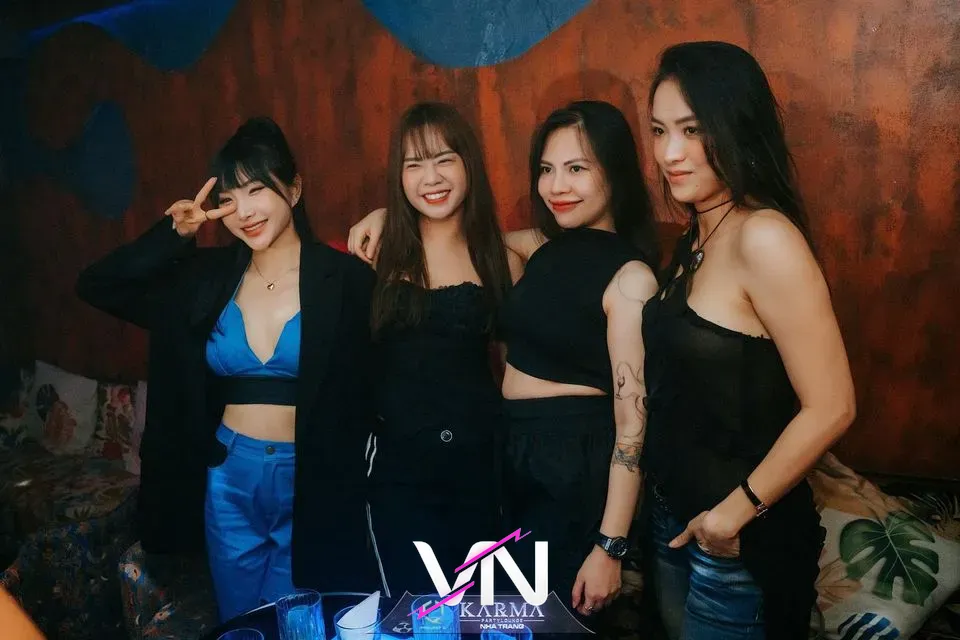 나트랑 카르마 라운지 게스트 3번째