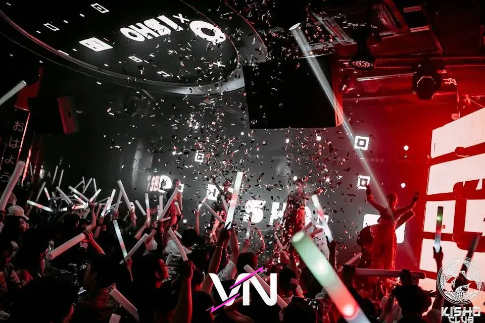 나트랑 키쇼 클럽 분위기 1번째