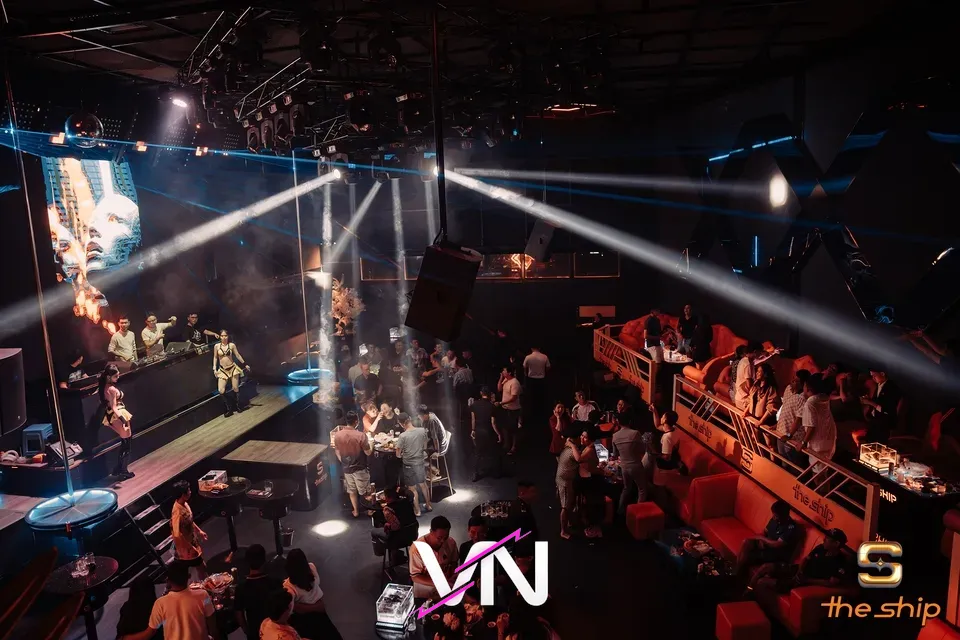 붕따우 더 쉽 클럽 분위기 3번째