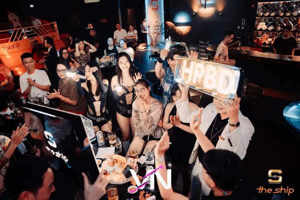 붕따우 더 쉽 클럽 분위기 4번째